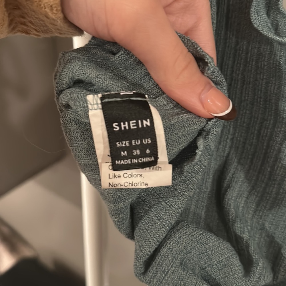 Shein Tank Top - Picture 3 of 3